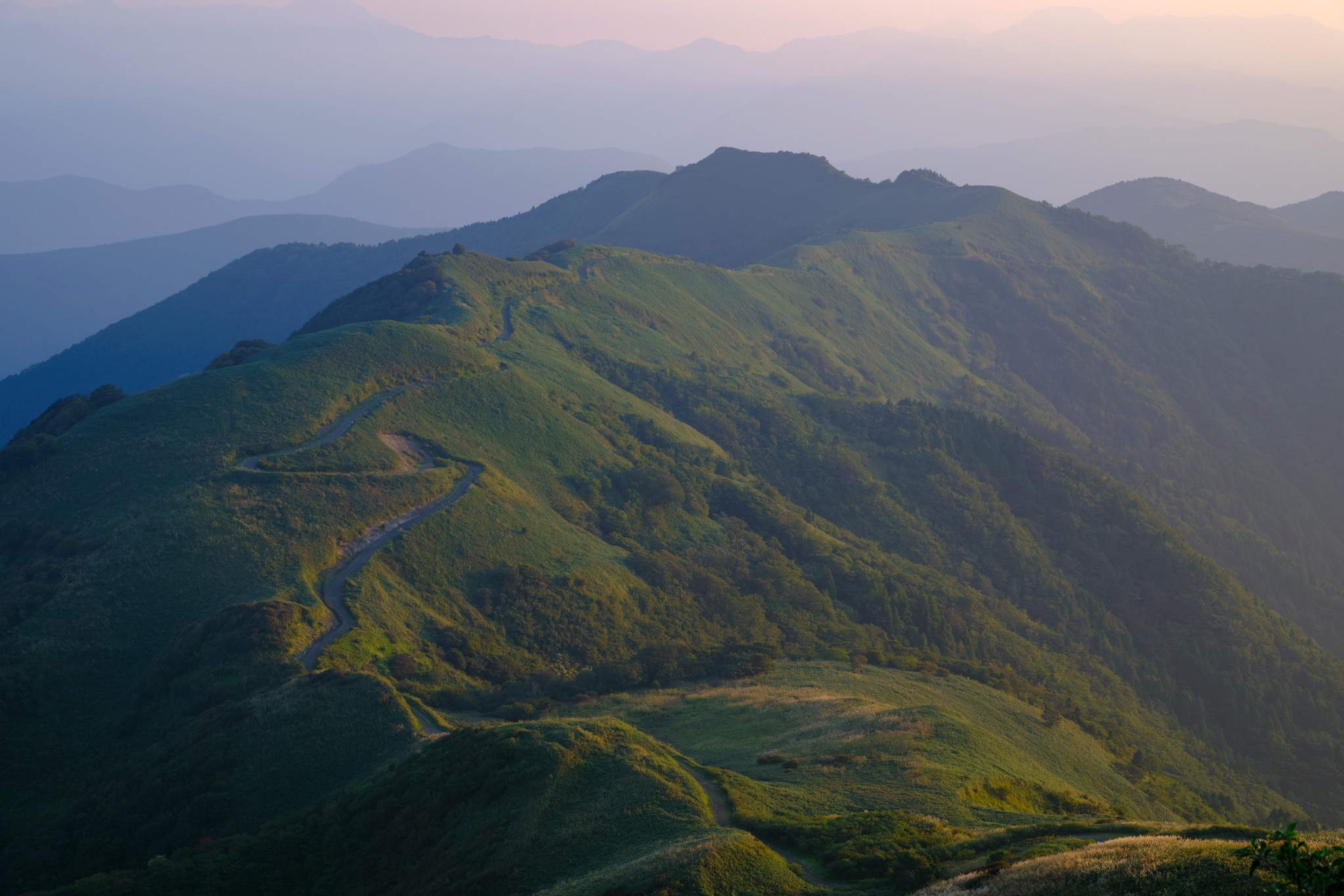 山稜